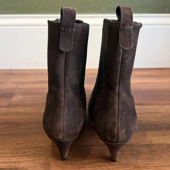 New Reformation Roberta Kitten Heel Chelsea Boots